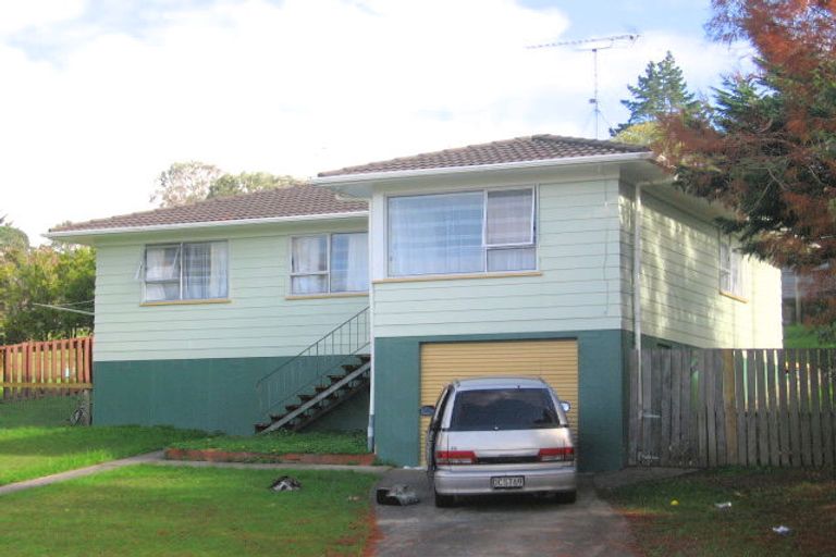 Photo of property in 4 Talmar Place, Massey, Auckland, 0614