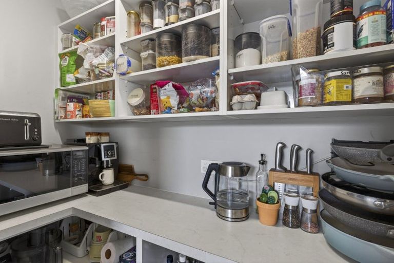 Photo of property in 4a James Drive, Bell Block, New Plymouth, 4312