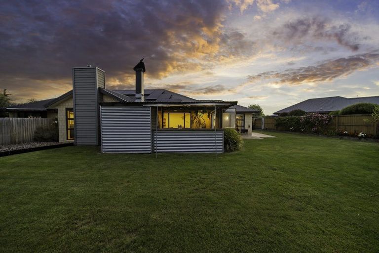 Photo of property in 4 Melville Crescent, Rolleston, 7614