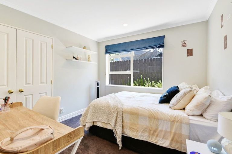 Photo of property in 56 Waldorf Crescent, Orewa, 0931