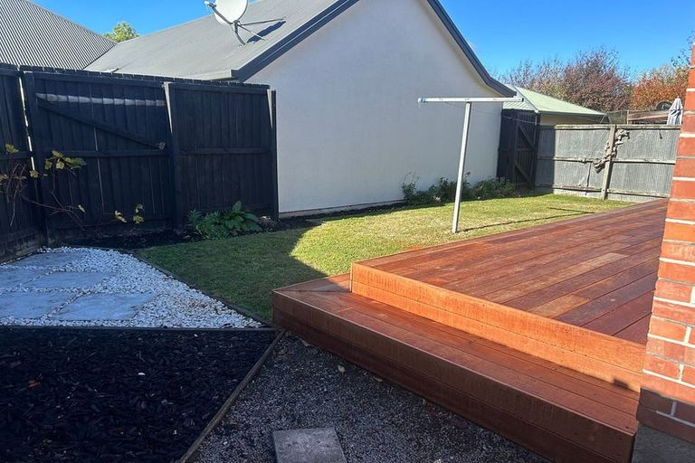 Photo of property in 2/14 Shaftesbury Street, Avonhead, Christchurch, 8042