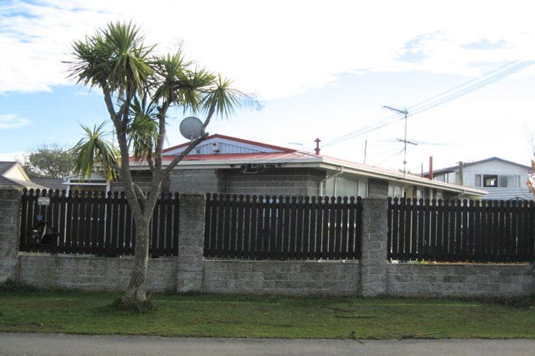 Photo of property in 48 Blake Street, New Brighton, Christchurch, 8061