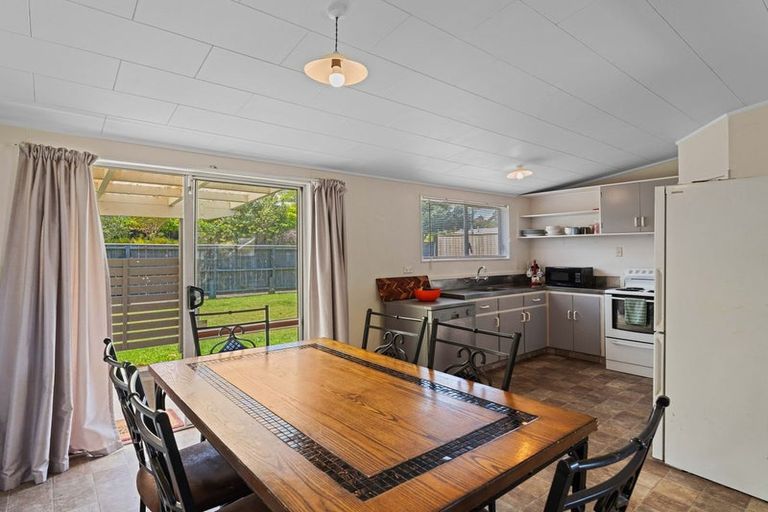 Photo of property in 109 Tamatea Road, Hilltop, Taupo, 3330