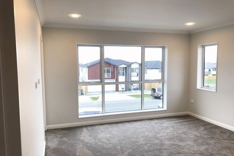 Photo of property in 32 Hikuawa Road, Flat Bush, Auckland, 2019