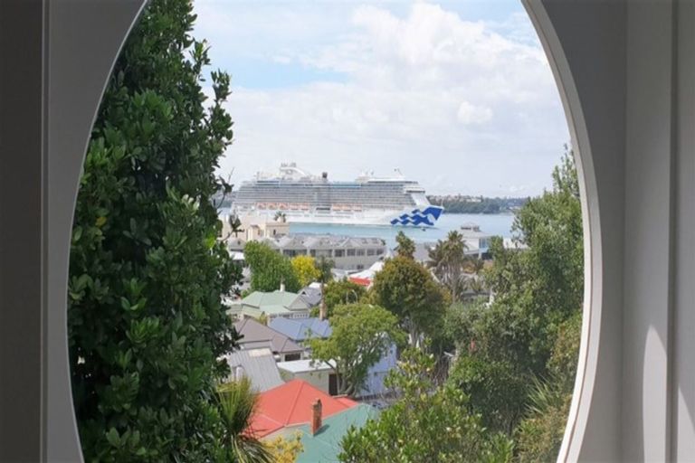 Photo of property in 3/39 Clarence Street, Devonport, Auckland, 0624