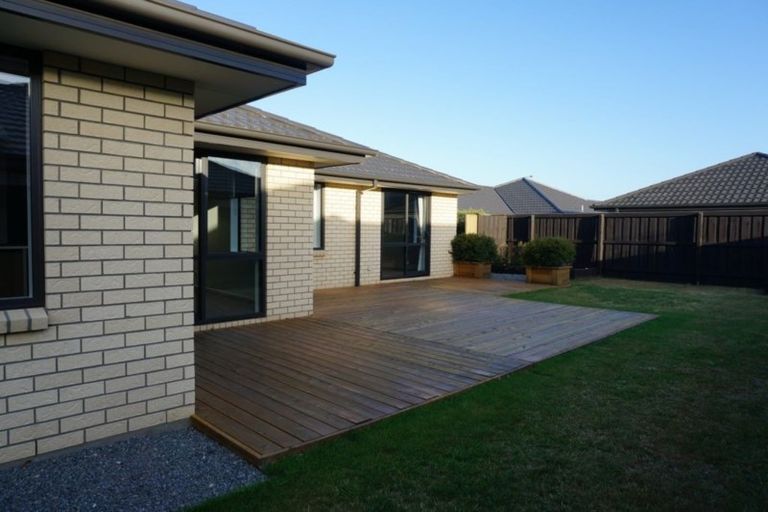 Photo of property in 7 Rossall Crescent, Rolleston, 7615