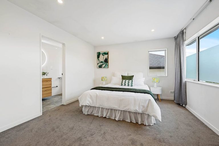 Photo of property in 25b Tudor Road, Henderson, Auckland, 0610