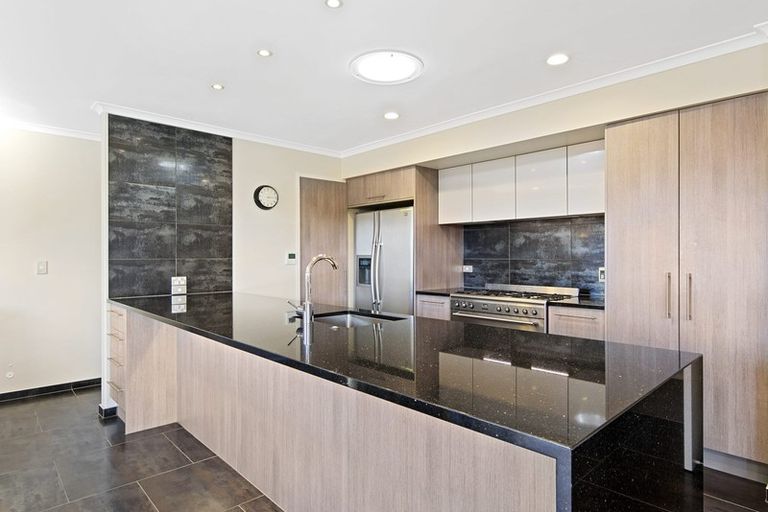 Photo of property in 15 Frame Crescent, Rolleston, 7614