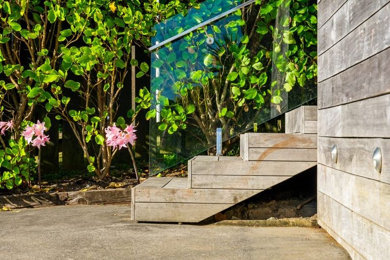 Photo of property in 3 Edwin Mitchelson Road, Muriwai, Waimauku, 0881