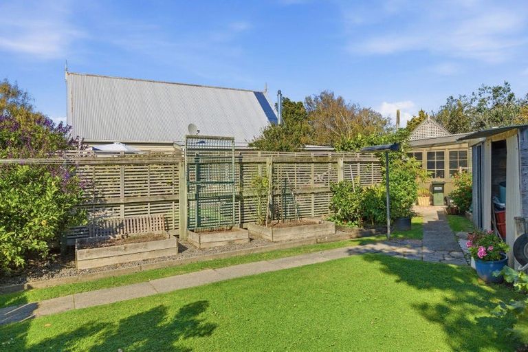 Photo of property in 1 Hackett Street, Whanganui East, Whanganui, 4500