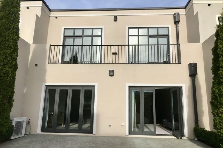 Photo of property in 16 Country Club Terrace, Northwood, Christchurch, 8051