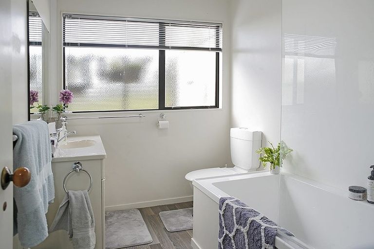 Photo of property in 42 Campbell Drive, Warkworth, 0910