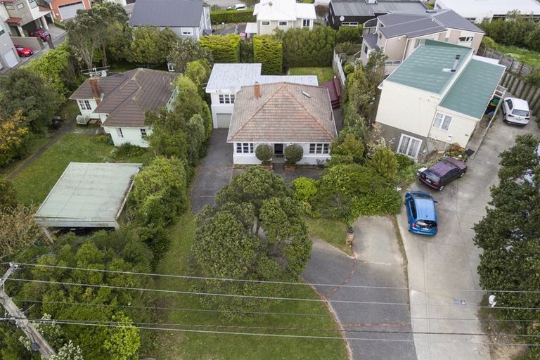 Photo of property in 44 Mandalay Terrace, Khandallah, Wellington, 6035