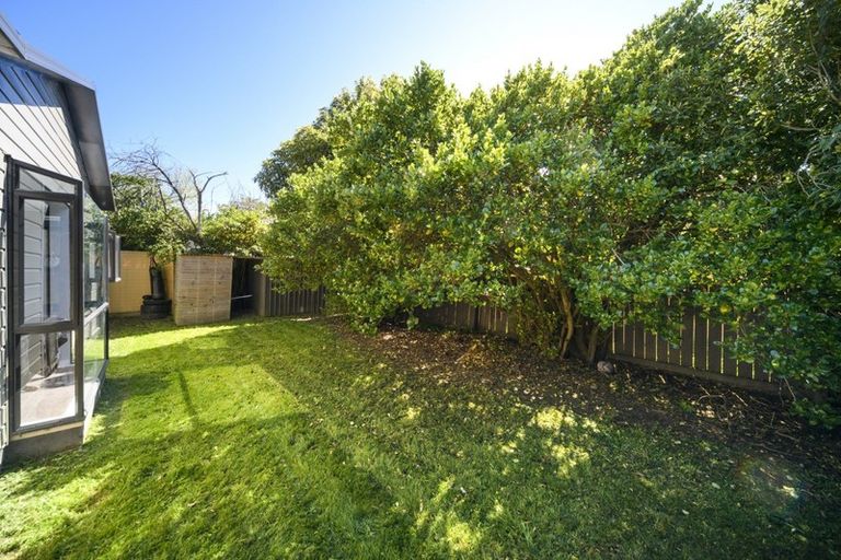 Photo of property in 27a Vernon Avenue, Takaro, Palmerston North, 4412