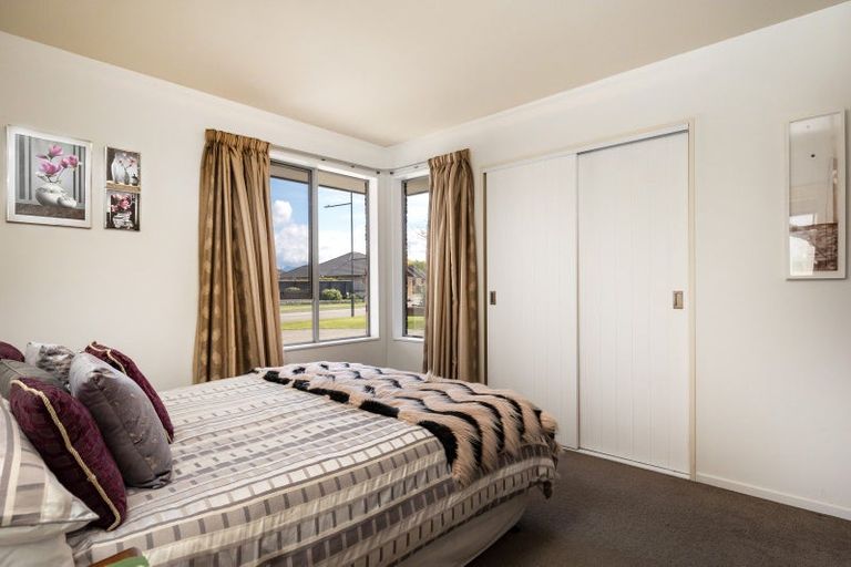 Photo of property in 2 Hitaua Place, Redwoodtown, Blenheim, 7201