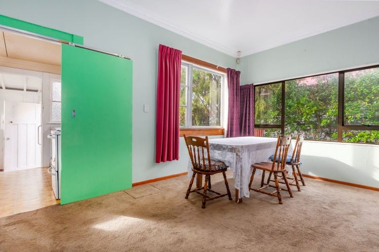 Photo of property in 79 Randwick Crescent, Moera, Lower Hutt, 5010