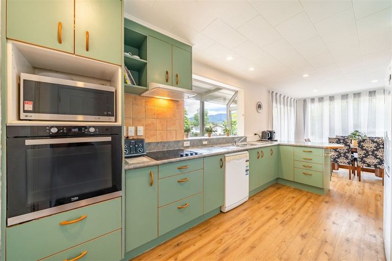 Photo of property in 178 California Drive, Totara Park, Upper Hutt, 5018