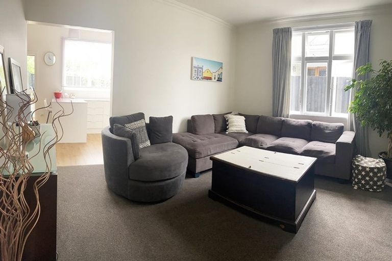 Photo of property in 54 Trafalgar Street, St Albans, Christchurch, 8014