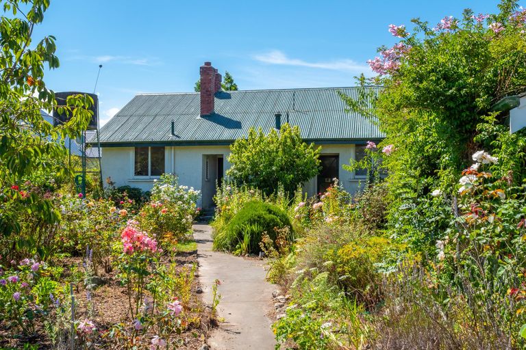 Photo of property in 30 Pye Road, Geraldine Downs, Geraldine, 7991