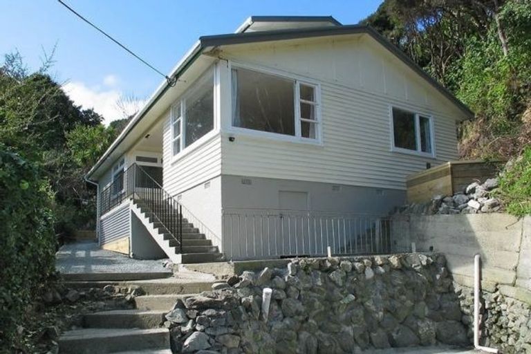 Photo of property in 26 Kiriwai Road, Paremata, Porirua, 5024