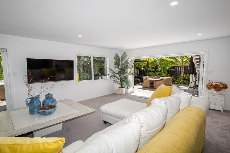 Photo of property in 16 Sutherland Avenue, Mount Maunganui, 3116