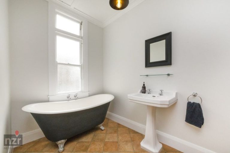 Photo of property in 42 Grey Street, Feilding, 4702