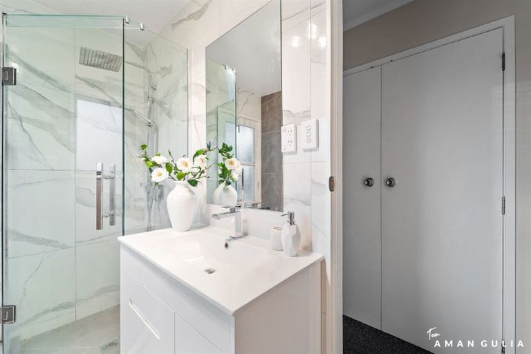 Photo of property in 41 Innismara Avenue, Wattle Downs, Auckland, 2103