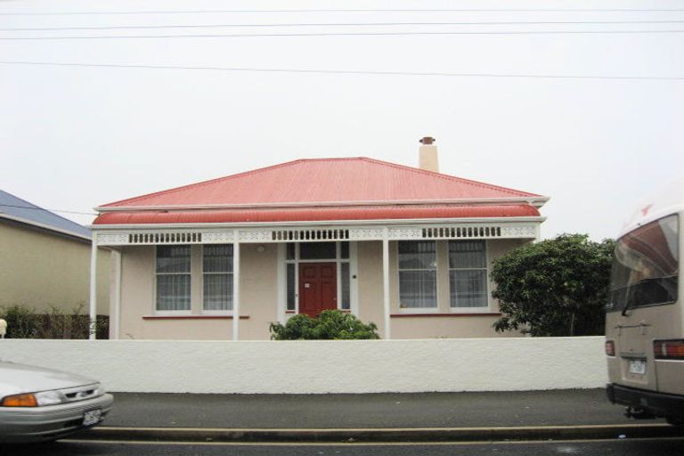 Photo of property in 18 De Carle Street, Saint Kilda, Dunedin, 9012