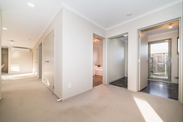 Photo of property in 46 Branigan Parade, Kelvin Grove, Palmerston North, 4414