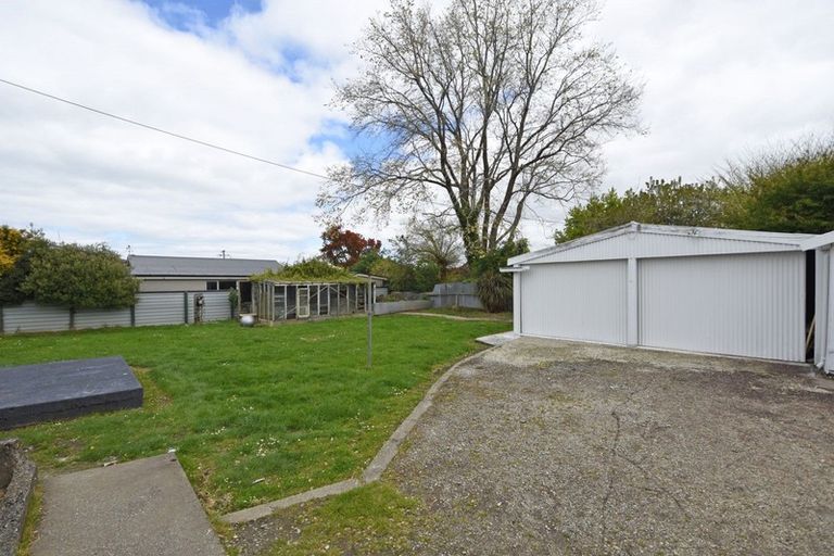 Photo of property in 22 Melvin Street, Edendale, 9825