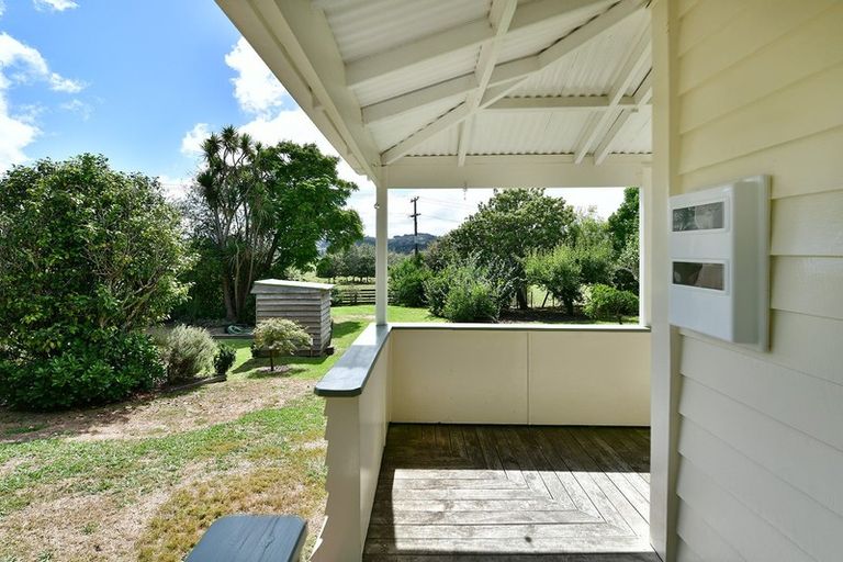 Photo of property in 2059 State Highway 16, Helensville, 0875