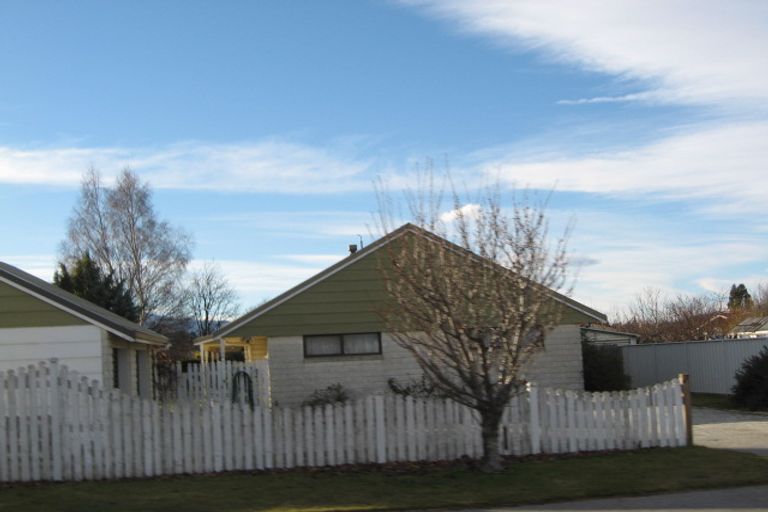 Photo of property in 103 Inniscort Street, Cromwell, 9310