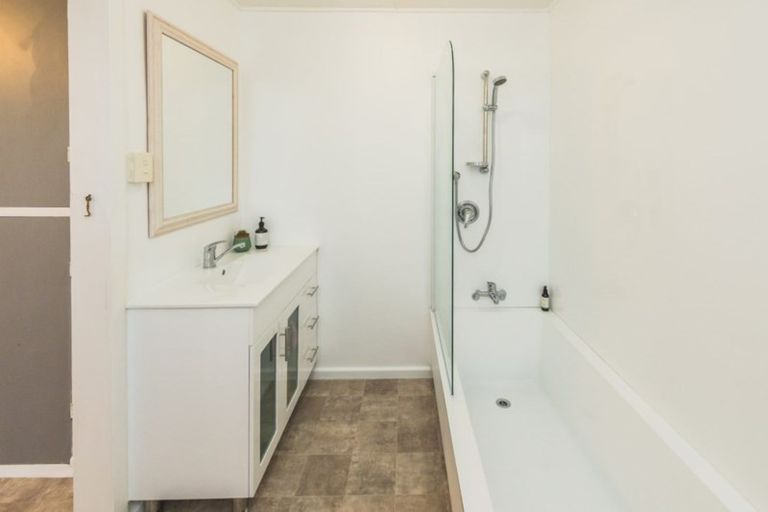 Photo of property in 4 Fife Street, Durie Hill, Whanganui, 4500