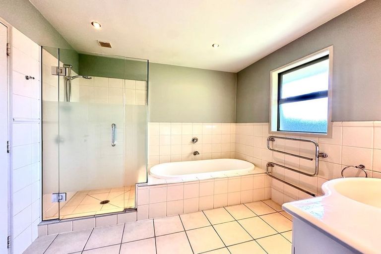 Photo of property in 31a Kotare Street, Fendalton, Christchurch, 8041