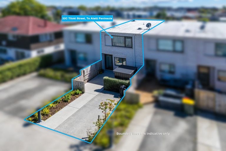 Photo of property in 32c Titoki Street, Te Atatu Peninsula, Auckland, 0610