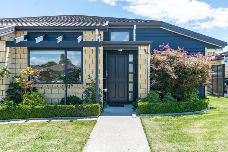 Photo of property in Rosehill Lifestyle Village, 11/182 Gleneagles Drive, Te Awamutu, 3800