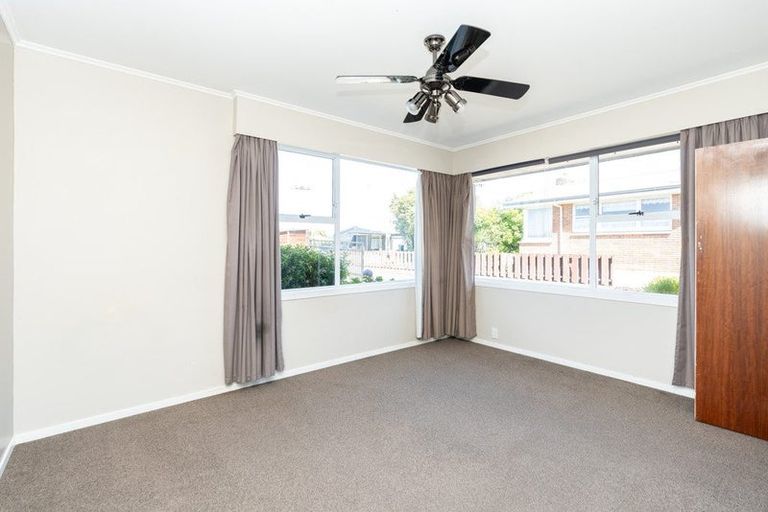 Photo of property in 190 Sandwich Road, St Andrews, Hamilton, 3200