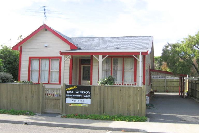 Photo of property in 22 Military Road, Boulcott, Lower Hutt, 5010