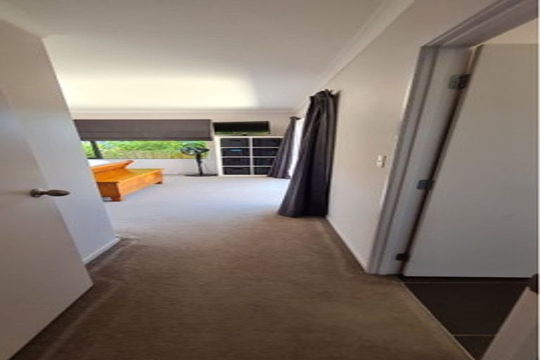 Photo of property in 22 Ranchod Terrace, Pukekohe, 2120