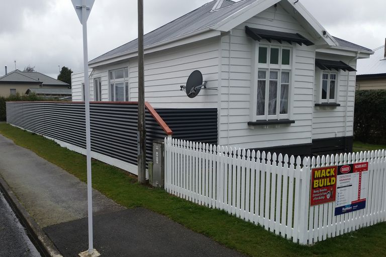 Photo of property in 130 Scandrett Street, Appleby, Invercargill, 9812