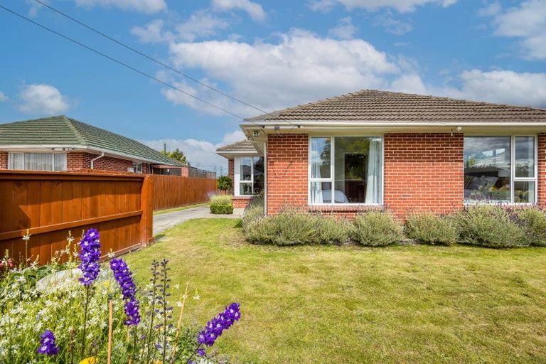 Photo of property in 95 Kendal Avenue, Burnside, Christchurch, 8053