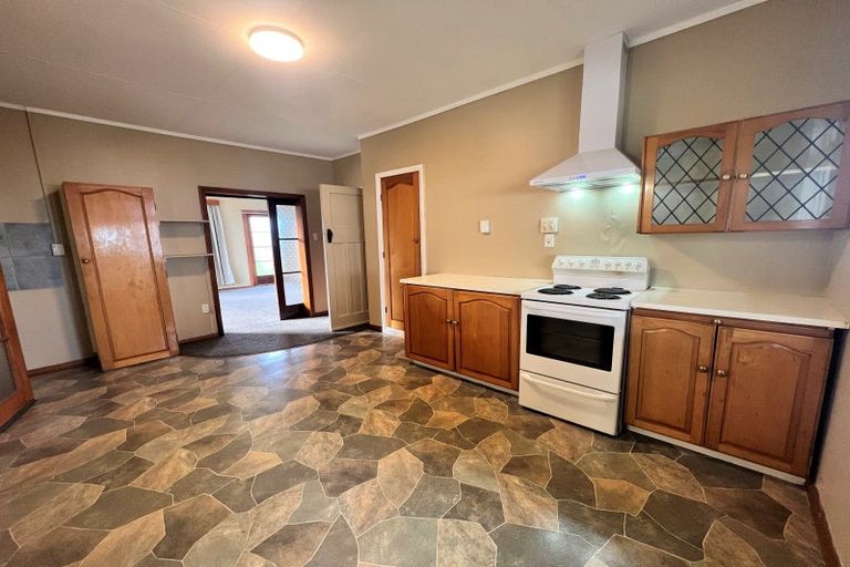 Photo of property in 27 Thyra Street, Dannevirke, 4930