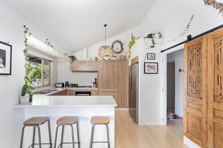 Photo of property in 28 Charles Green Drive, Cooks Beach, Whitianga, 3591