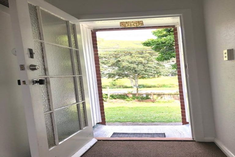 Photo of property in 271 Riverside Drive, Waterloo, Lower Hutt, 5011