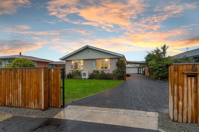 Photo of property in 62 Daniels Road, Redwood, Christchurch, 8051