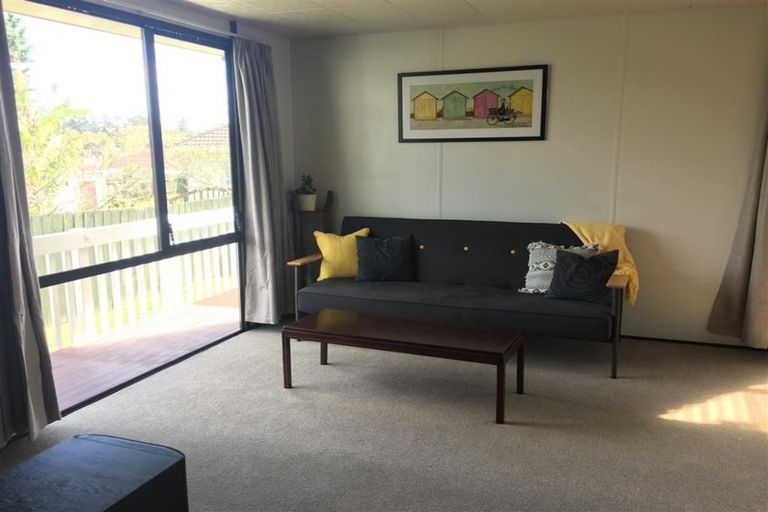 Photo of property in 1/6 Valdale Road, Henderson, Auckland, 0610