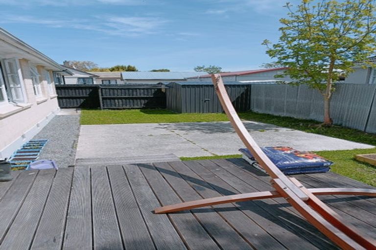 Photo of property in 27 Hollyford Avenue, Bryndwr, Christchurch, 8053