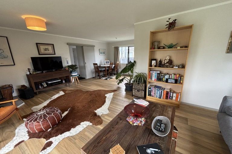 Photo of property in 9 Rata Street, Tokomaru, Palmerston North, 4474