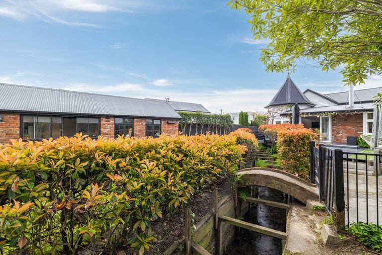 Photo of property in 135 Packe Street, Edgeware, Christchurch, 8013