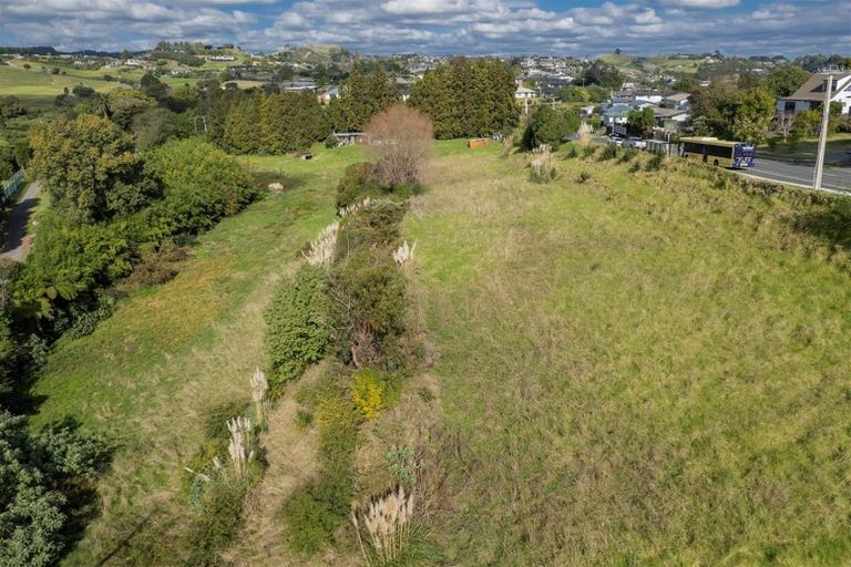 Photo of property in 1 Ranginui Road, Welcome Bay, Tauranga, 3112